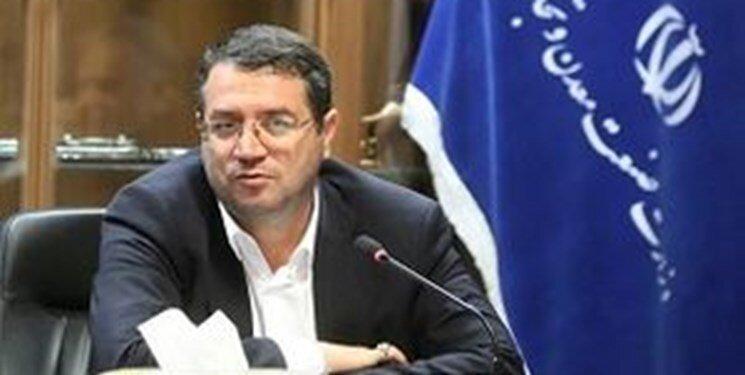 قیمت خودرو در چند روز گذشته حداقل 10 درصد پایین آمده است قیمت خودرو در چند روز گذشته حداقل 10 درصد پایین آمده است