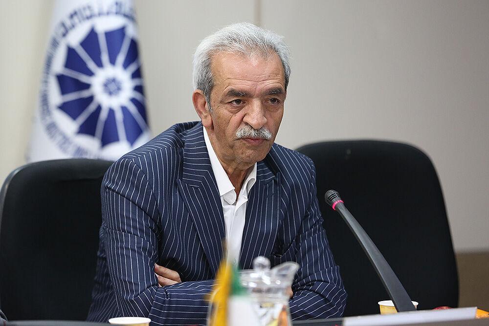 صنعت حال و روز خوبی ندارد