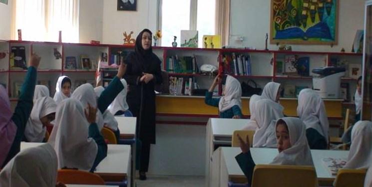 صالح: حقوق اسفند معلمان مدارس غیردولتی پرداخت می شود صالح: حقوق اسفند معلمان مدارس غیردولتی پرداخت می شود