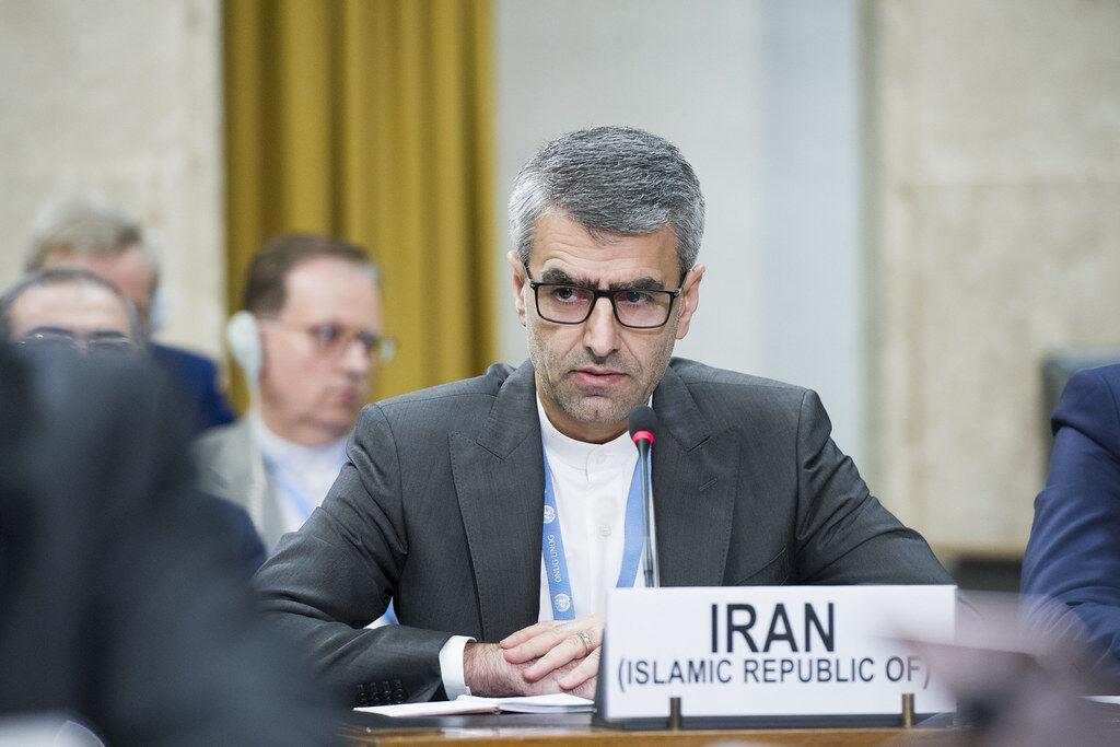 خبرنگاران ایران درباره مماشات با سیاست های مجرمانه آمریکا هشدار داد